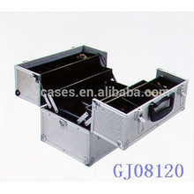 Silber starke Aluminium-Tool-Box mit 4 Kunststoff-Schalen und verstellbaren Unterteilungen auf dem Gehäuseboden